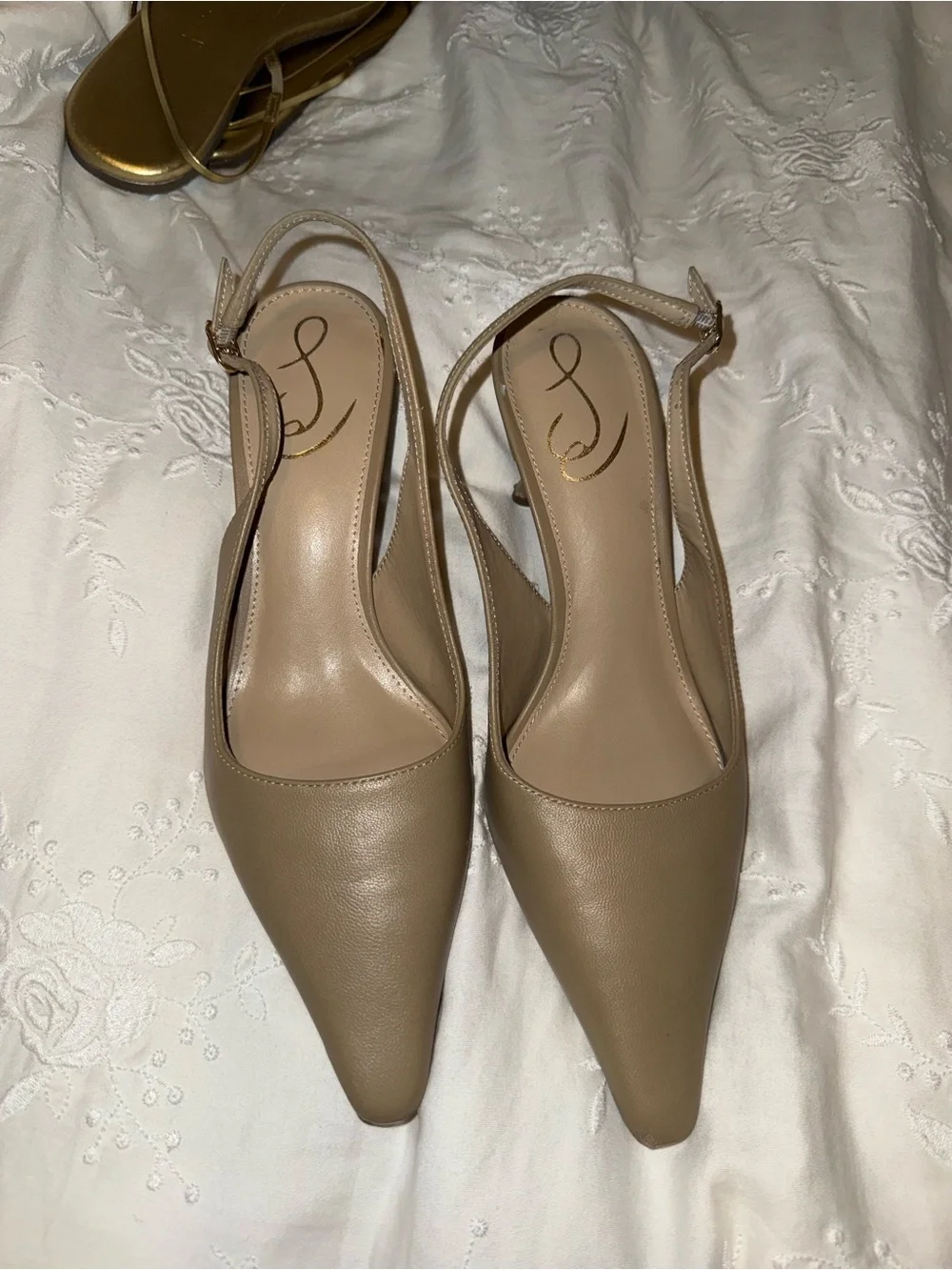 Pointed Slingback Pumps mide - Picture 2 of 4